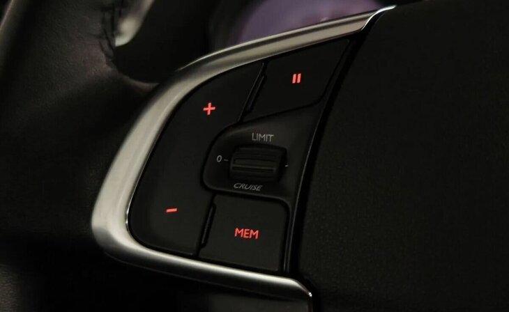 Citroen C4 - Фото 10