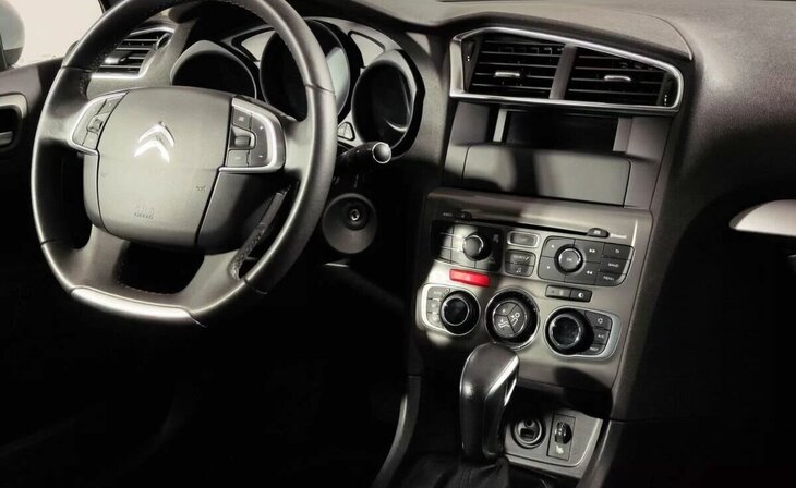 Citroen C4 - Фото 8