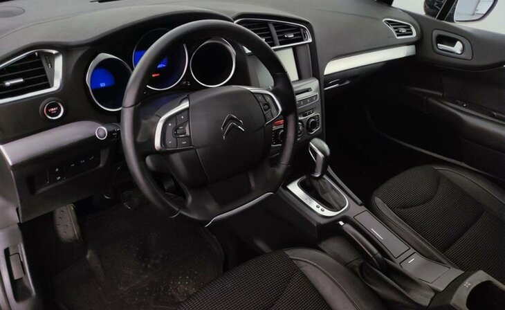 Citroen C4 - Фото 7