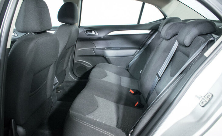 Citroen C4 - Фото 10