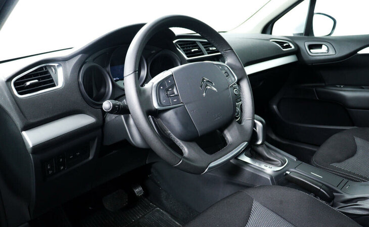 Citroen C4 - Фото 7
