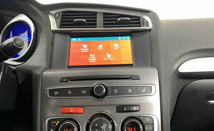 Citroen C4 - Фото 10