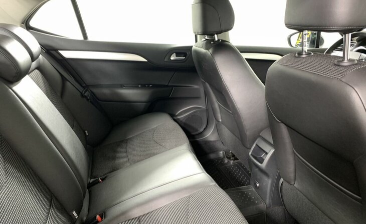 Citroen C4 - Фото 13