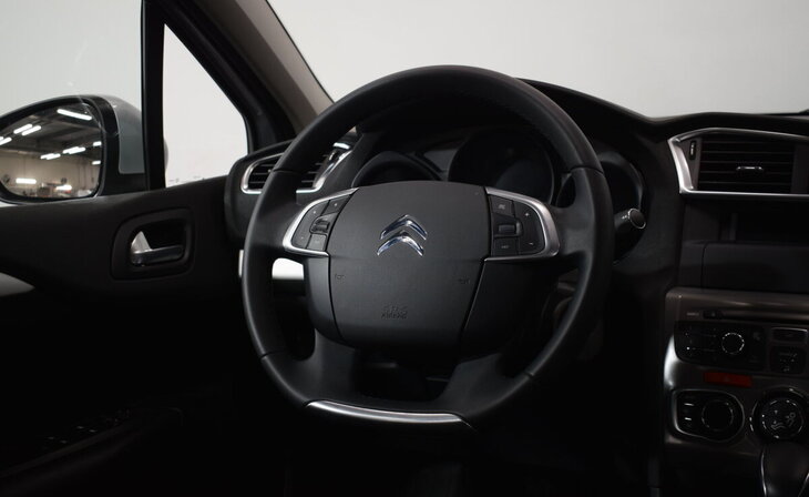 Citroen C4 - Фото 12