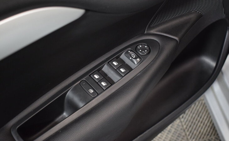 Citroen C4 - Фото 19