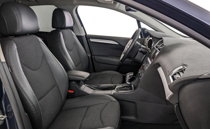 Citroen C4 - Фото 10