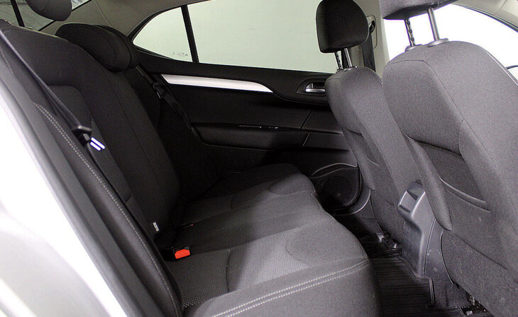 Citroen C4 - Фото 7
