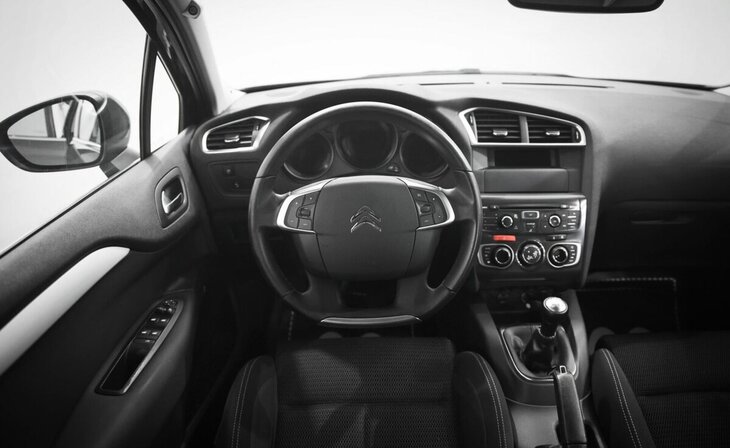 Citroen C4 - Фото 9