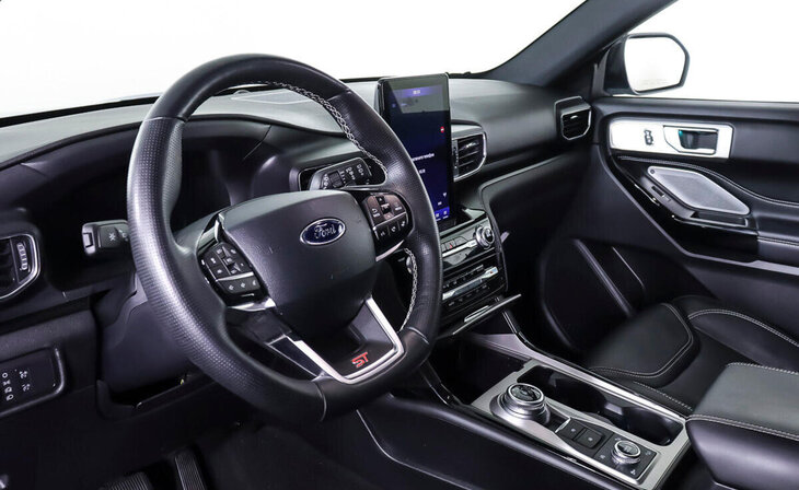 Ford Explorer - Фото 9