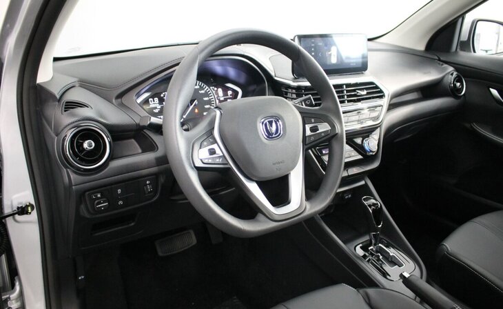 Changan Alsvin - Фото 7
