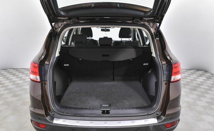 Dongfeng AX7 - Фото 11