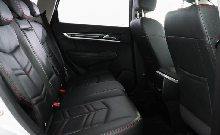 Dongfeng AX7 - Фото 16