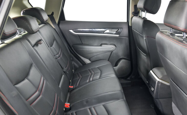 Dongfeng AX7 - Фото 10