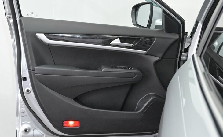 Dongfeng AX7 - Фото 10