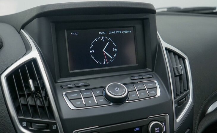 Dongfeng AX7 - Фото 16