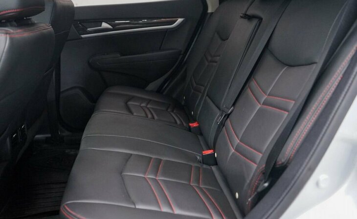 Dongfeng AX7 - Фото 27