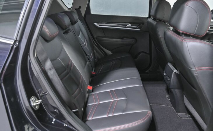 Dongfeng AX7 - Фото 15