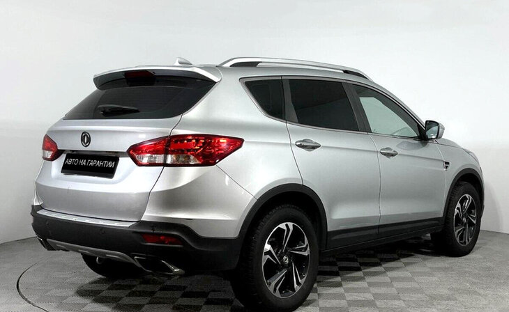 Dongfeng AX7 - Фото 2