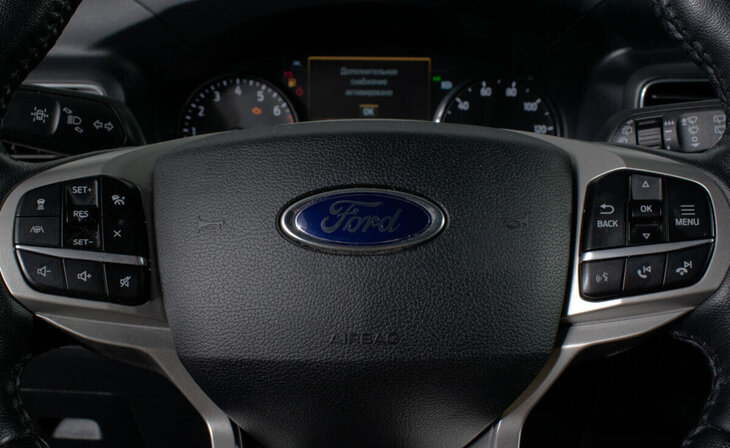 Ford Explorer - Фото 8
