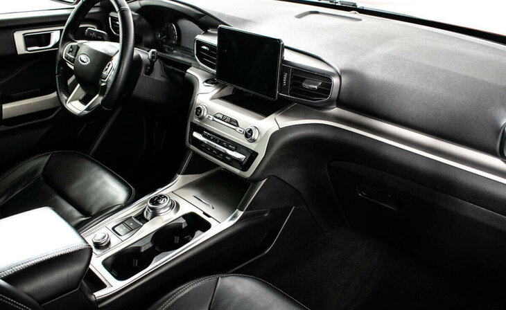 Ford Explorer - Фото 4