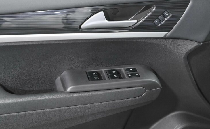 Dongfeng AX7 - Фото 12