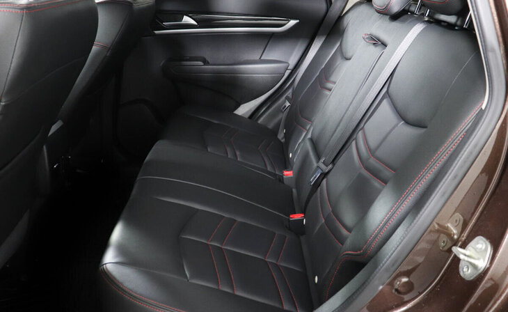 Dongfeng AX7 - Фото 10